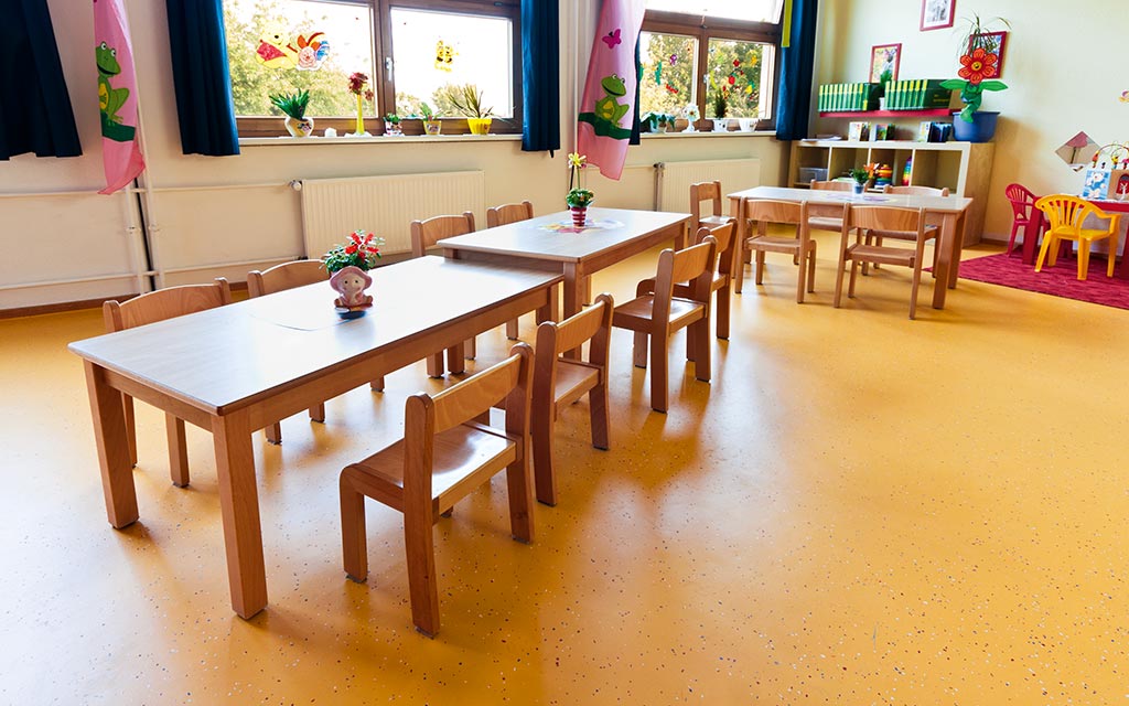 03 creches-garderies-creatif-educatif-salle